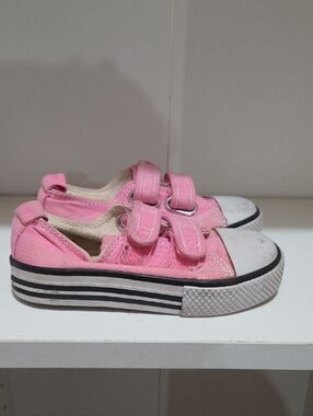 Converse Pink Canvas Velcro Kids Sneakers